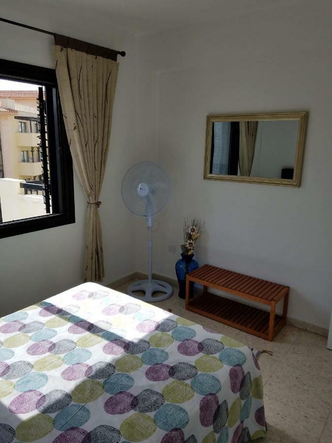 Kings Avenue - Natalia'S Apt Paphos Exterior foto